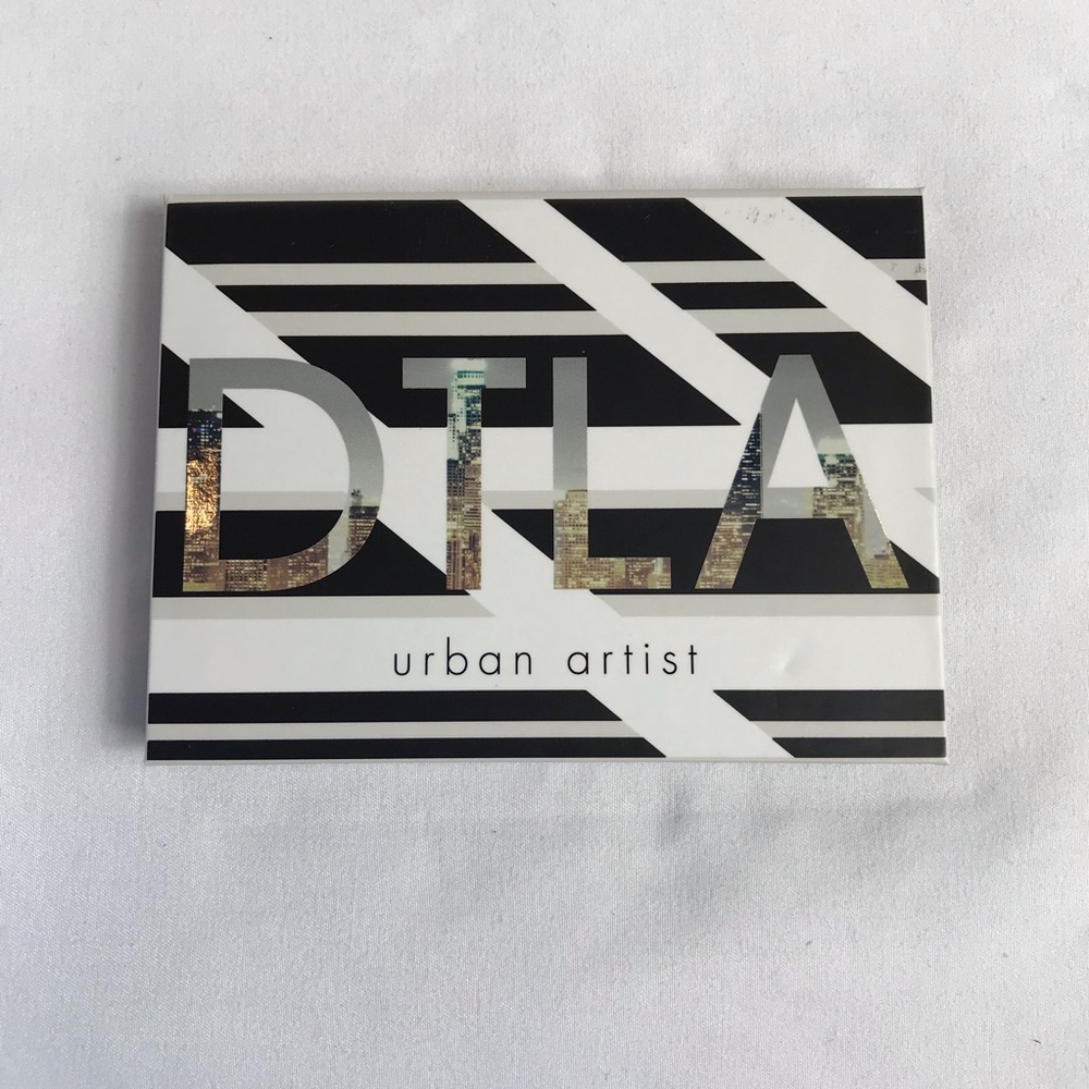 LORAC DTLA Eye & Cheek Palette BRAND NEW - Picture 2 of 4